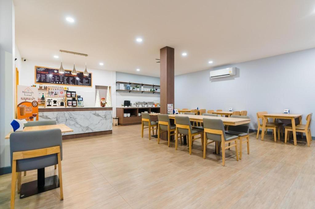Meesuk Chiangrai Hotel Chiang Rai Esterno foto
